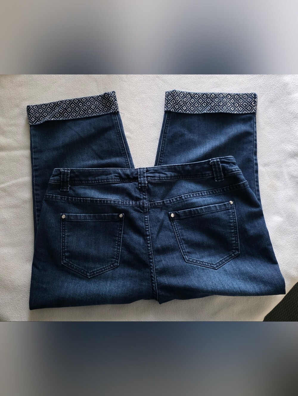 Christopher & Banks Cropped Jeans, Size 14 - Picture 3 of 6